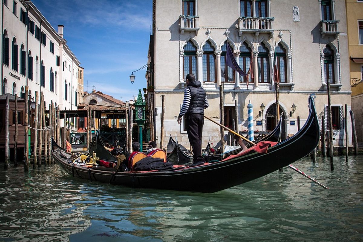 Travel and explore blog article on  Venice, Italy